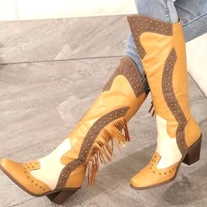 Women's Tan and Cream Western Boots Sz 7